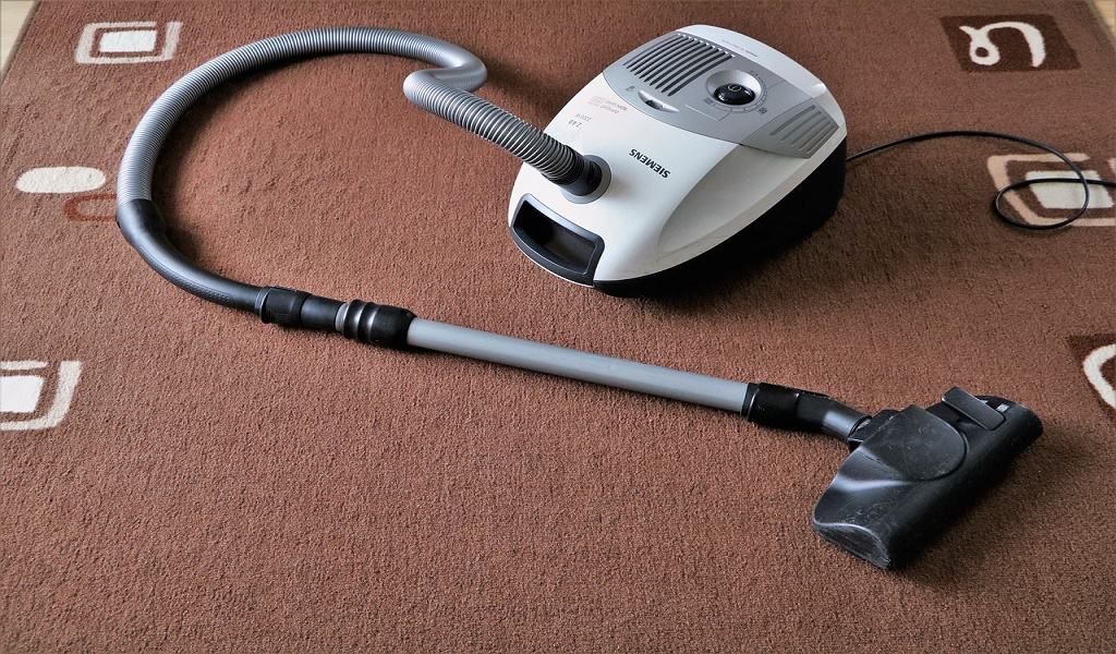 Which is The Better Vacuum Cleaners