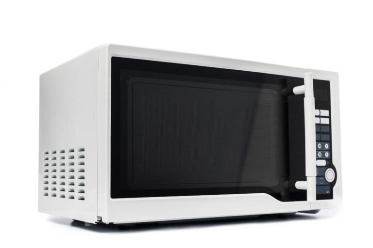 What Is The Main Difference Between Microwaves VS Convection Microwaves