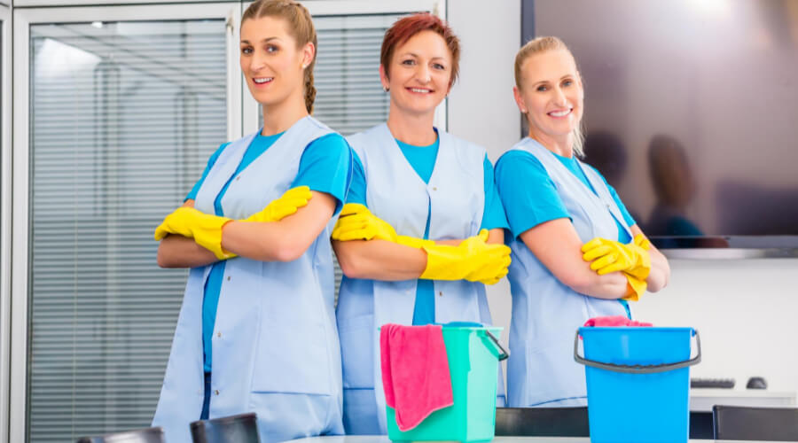Benefits Of Hiring A Professional To Do Your End-Of-Lease Cleaning