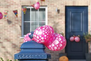 What are Some Simple Birthday Balloons Decorations Ideas at Home